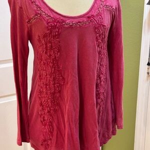 Soft Surroundings Women's Pink Embroidered Top